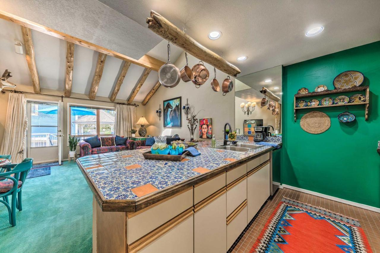 Eclectic Home With Deck 4 Miles To Ski Cloudcroft! Exteriér fotografie