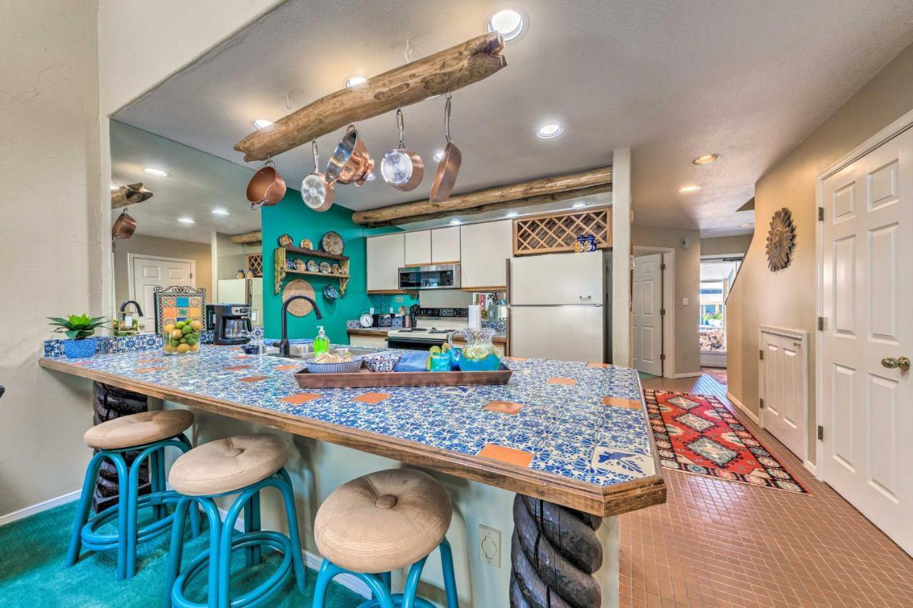 Eclectic Home With Deck 4 Miles To Ski Cloudcroft! Exteriér fotografie
